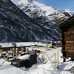 Petit Paradisli